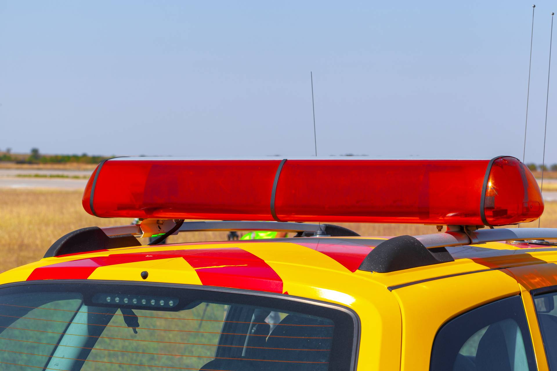 Tractări Auto Brașov Non-Stop | Platformă Auto & Asistență Rutieră – TRIM Brașov | Tractări auto rapide și sigure în Brașov, disponibile 24/7. Platformă auto modernă, intervenții de urgență, transport mașini, motociclete, utilaje și marfă. Prețuri corecte, fără costuri ascunse!
