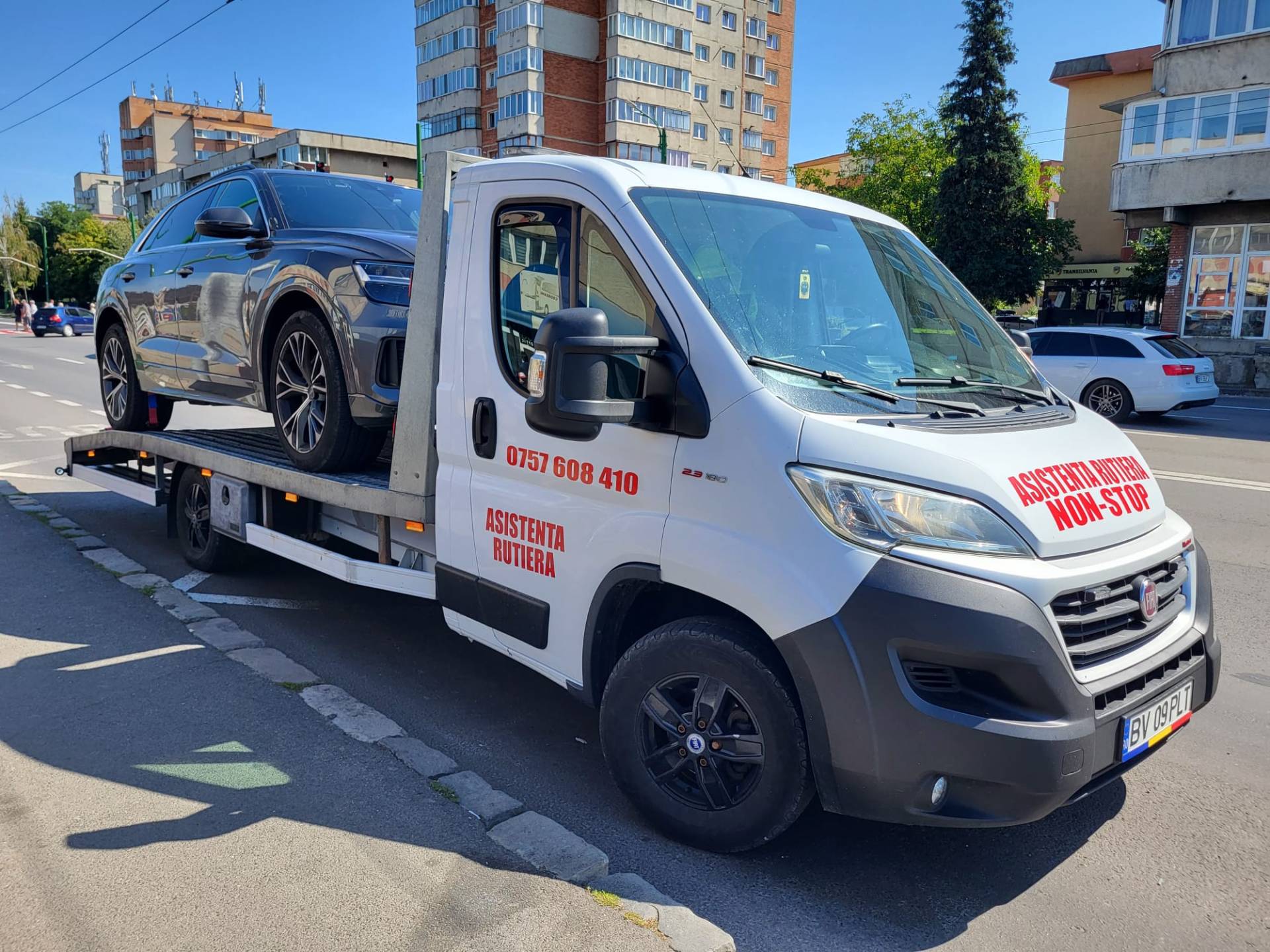 Tractări Auto Brașov Non-Stop | Platformă Auto & Asistență Rutieră – TRIM Brașov | Tractări auto rapide și sigure în Brașov, disponibile 24/7. Platformă auto modernă, intervenții de urgență, transport mașini, motociclete, utilaje și marfă. Prețuri corecte, fără costuri ascunse!